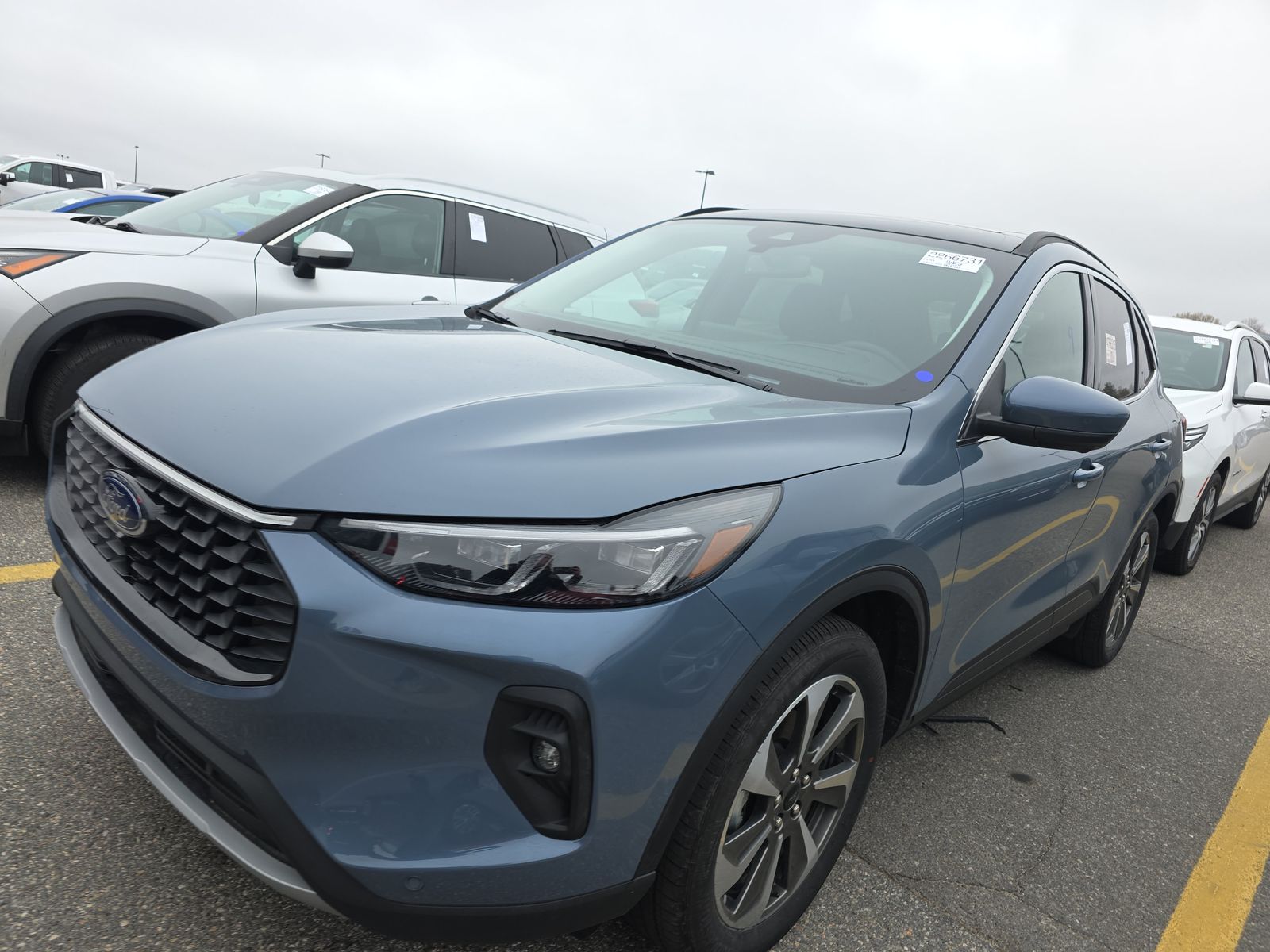 FORD ESCAPE - 1