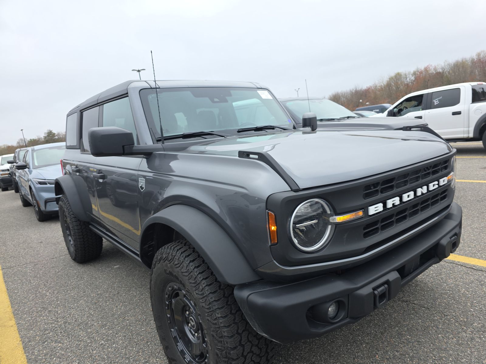 FORD BRONCO - 4