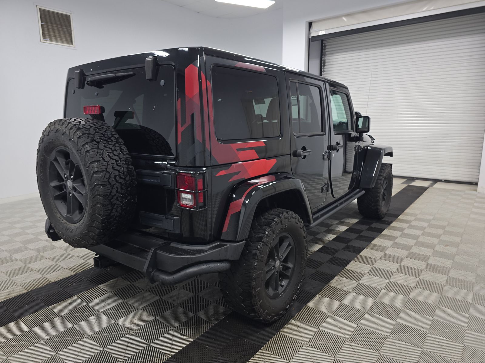 2017 Jeep Wrangler Unlimited Sahara Winter Edition AWD