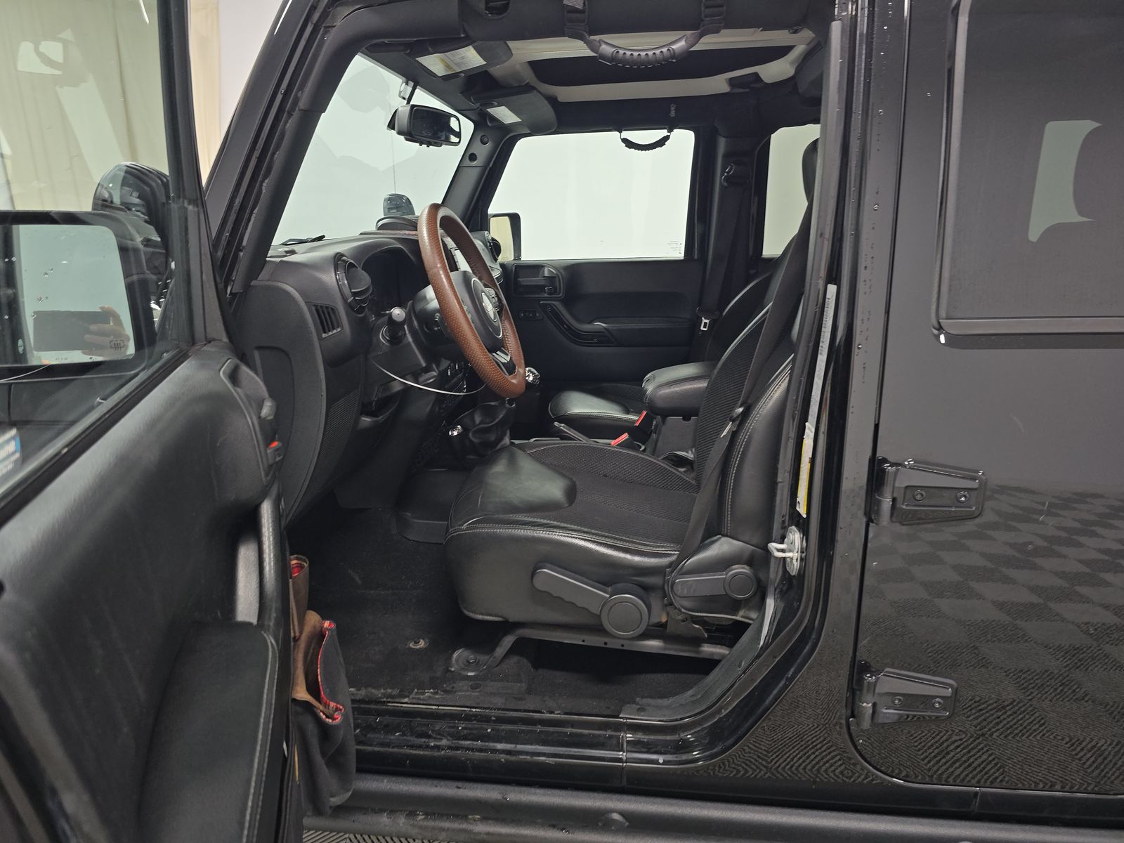 2017 Jeep Wrangler Unlimited Sahara Winter Edition AWD