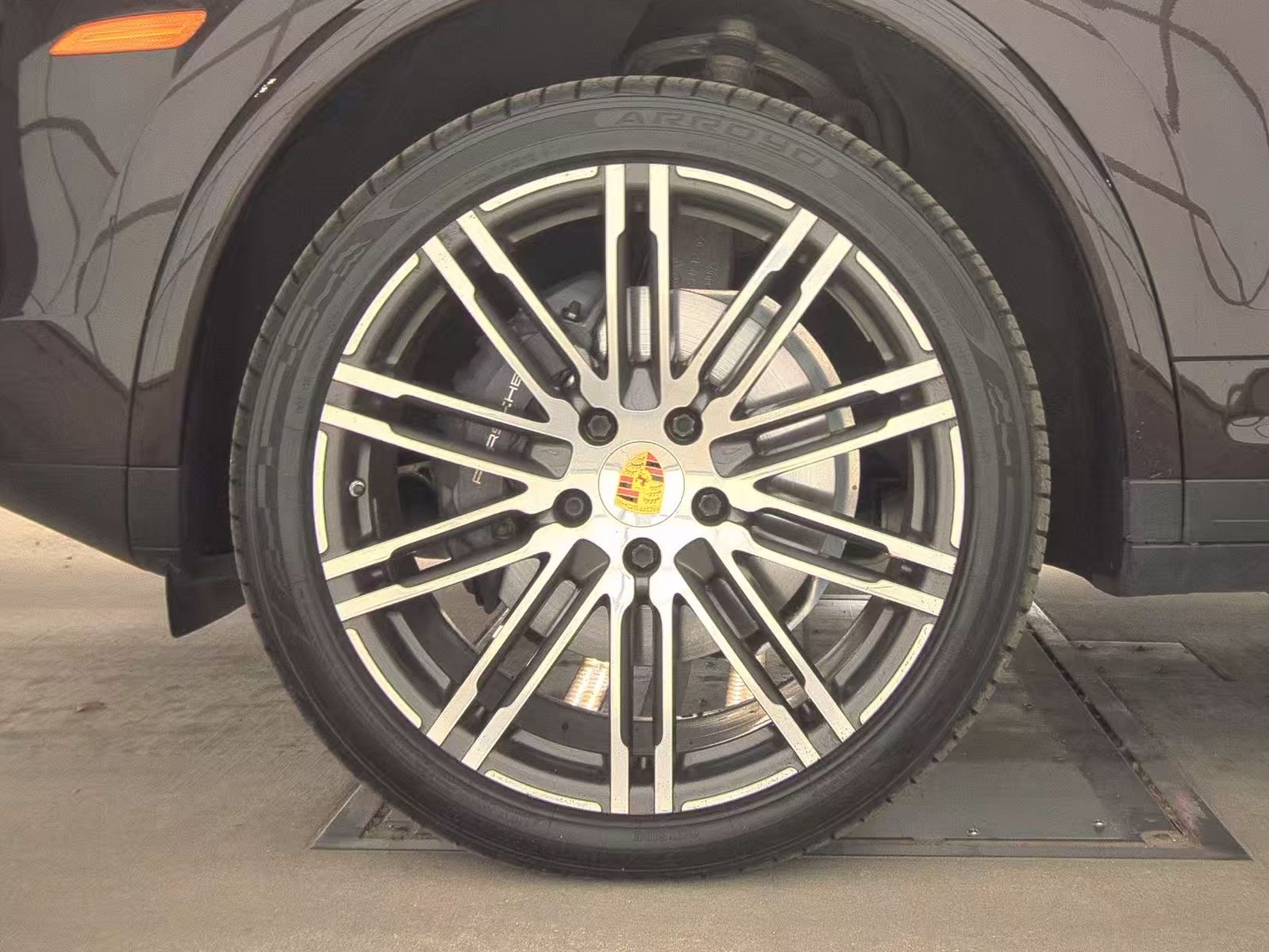 PORSCHE CAYENNE - 10