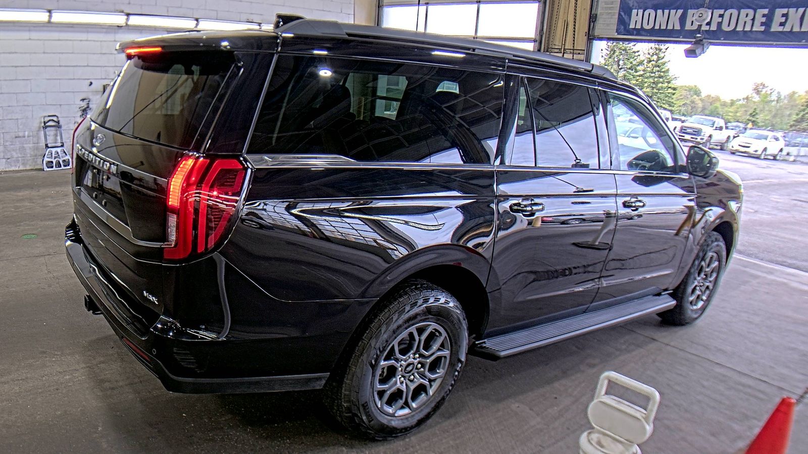 FORD EXPEDITION MAX - 5