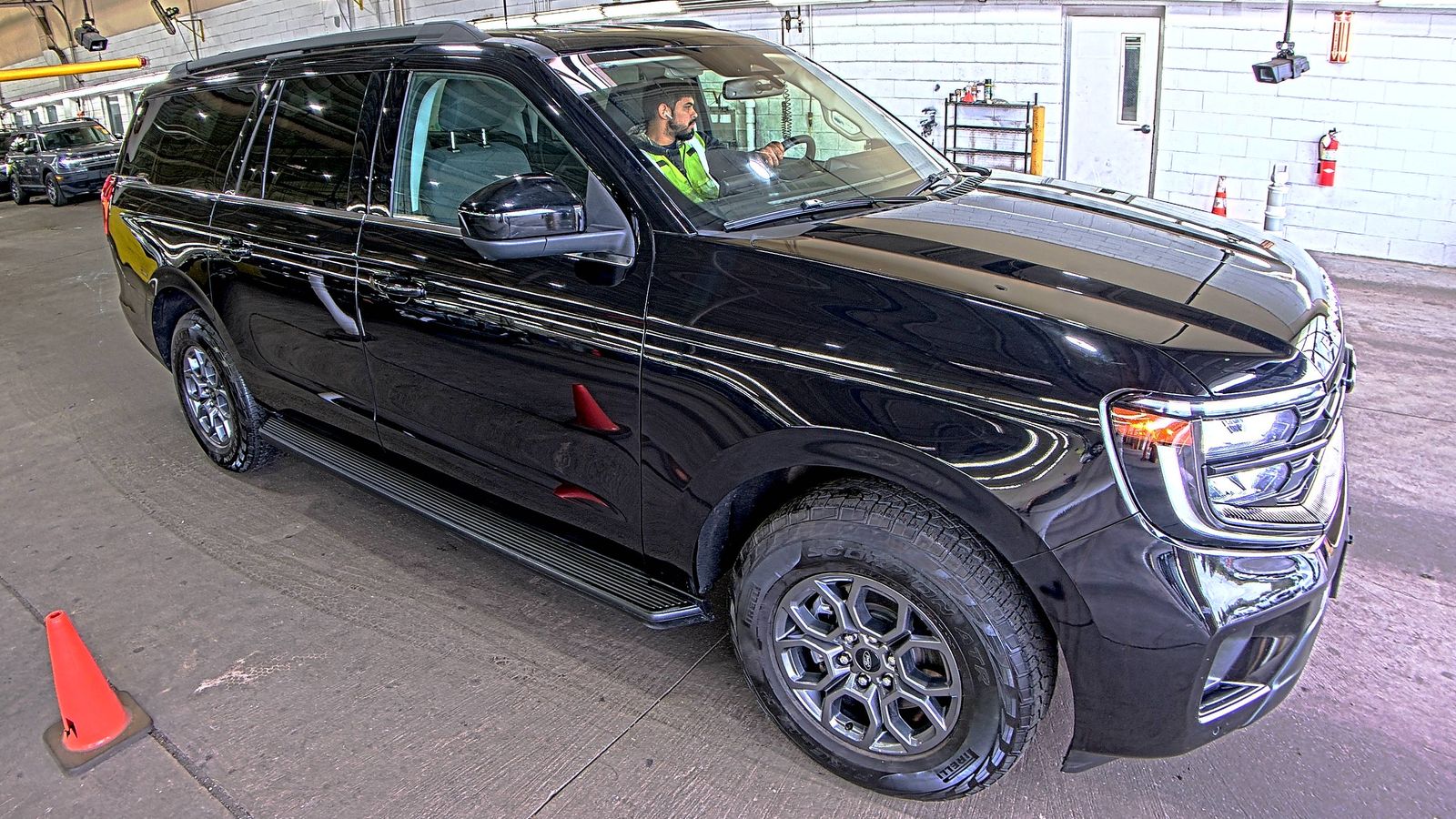 FORD EXPEDITION MAX - 4