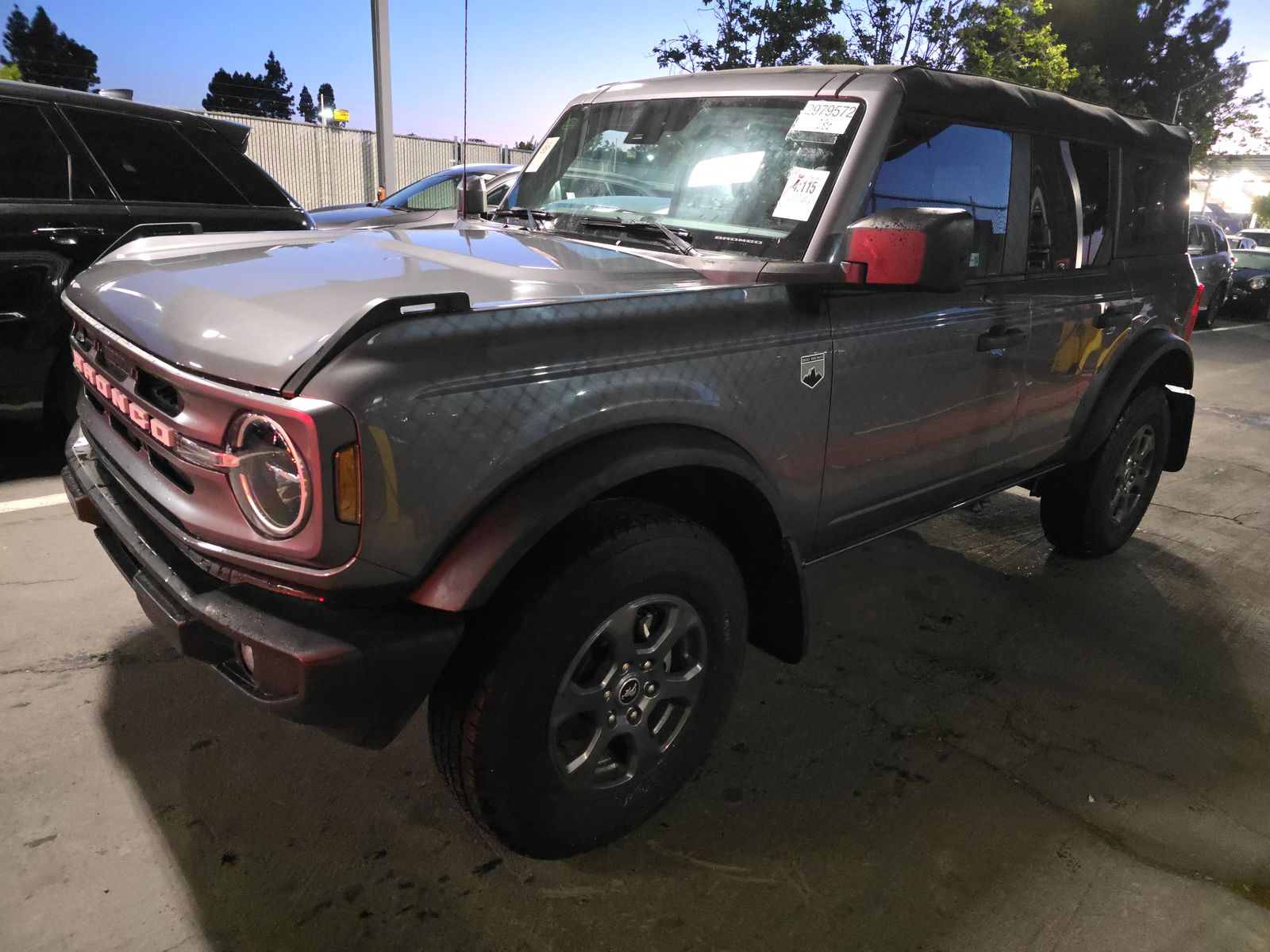 FORD BRONCO - 1