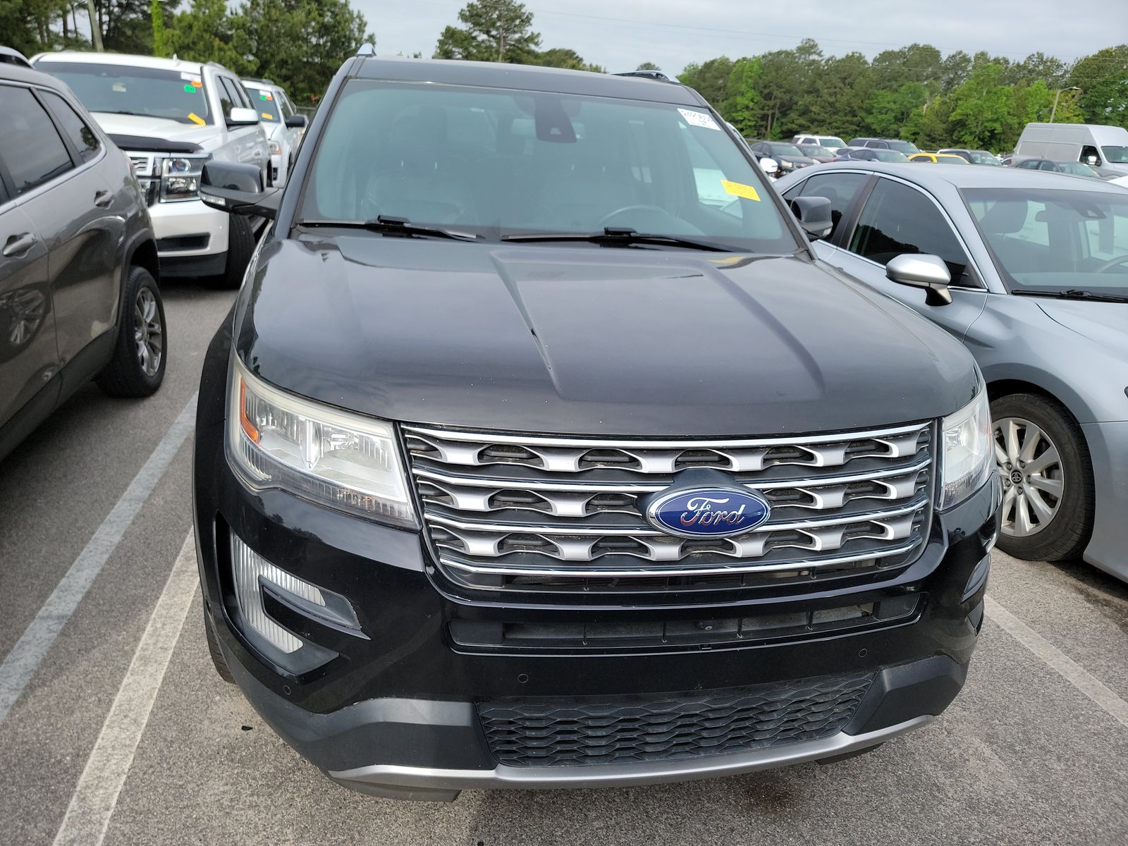 FORD EXPLORER - 3