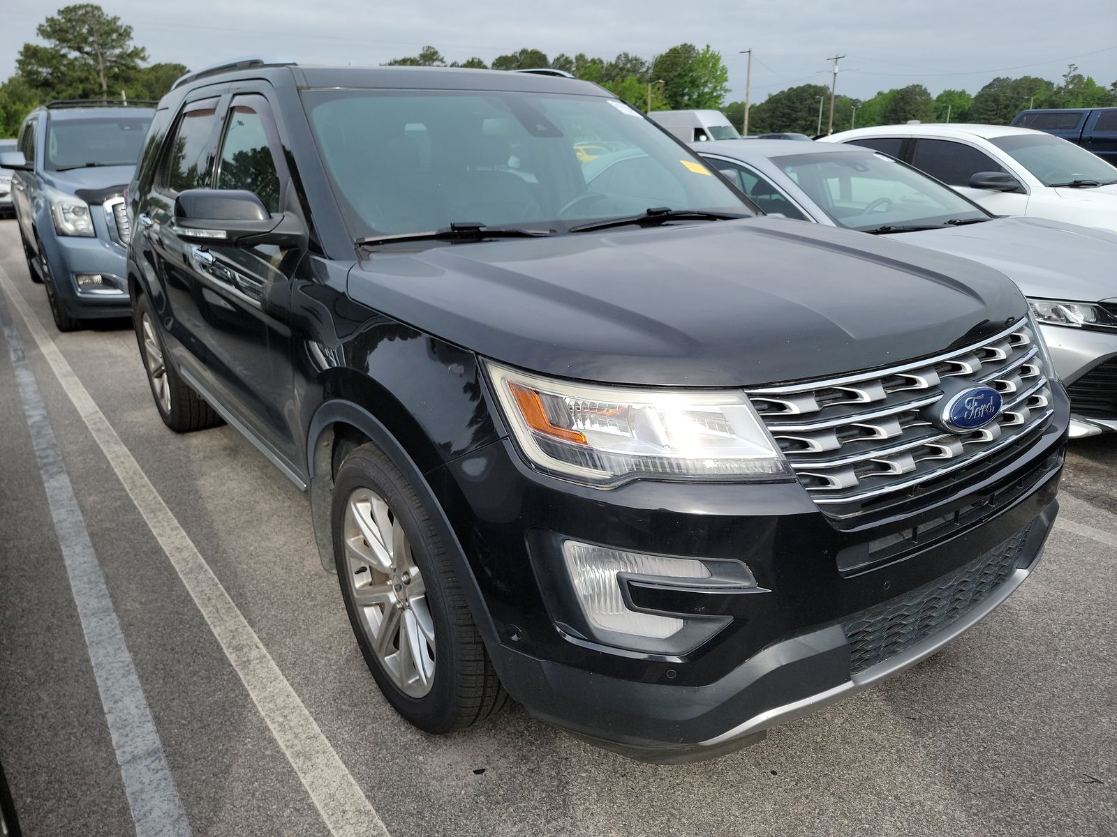 FORD EXPLORER - 4