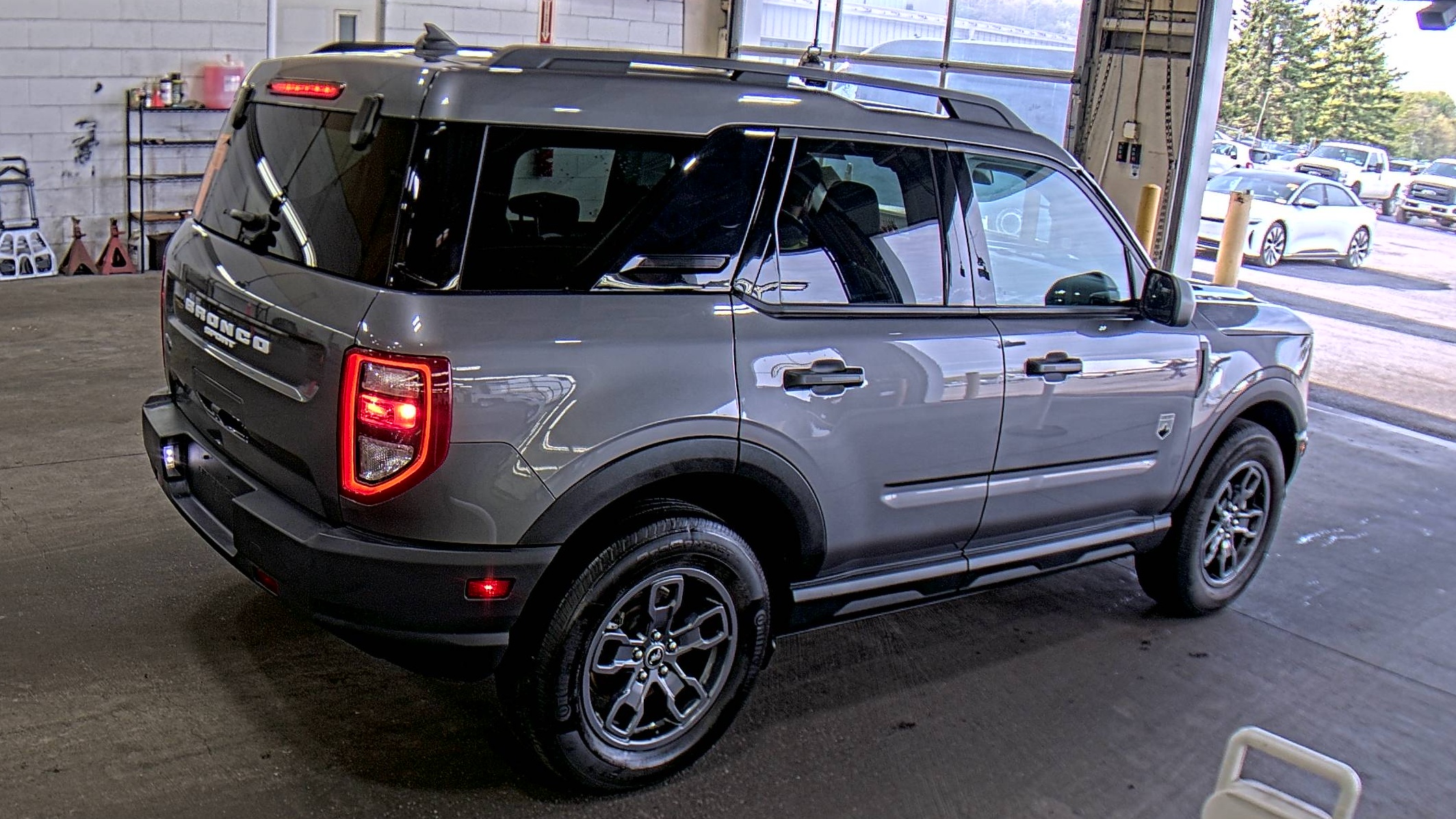 FORD BRONCO - 5