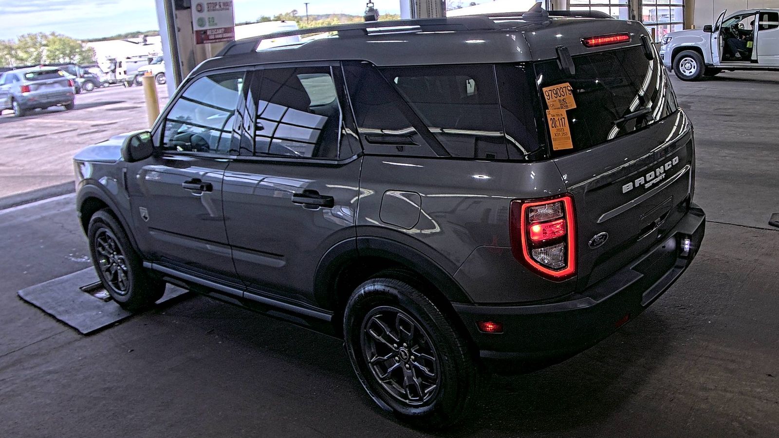 FORD BRONCO - 7