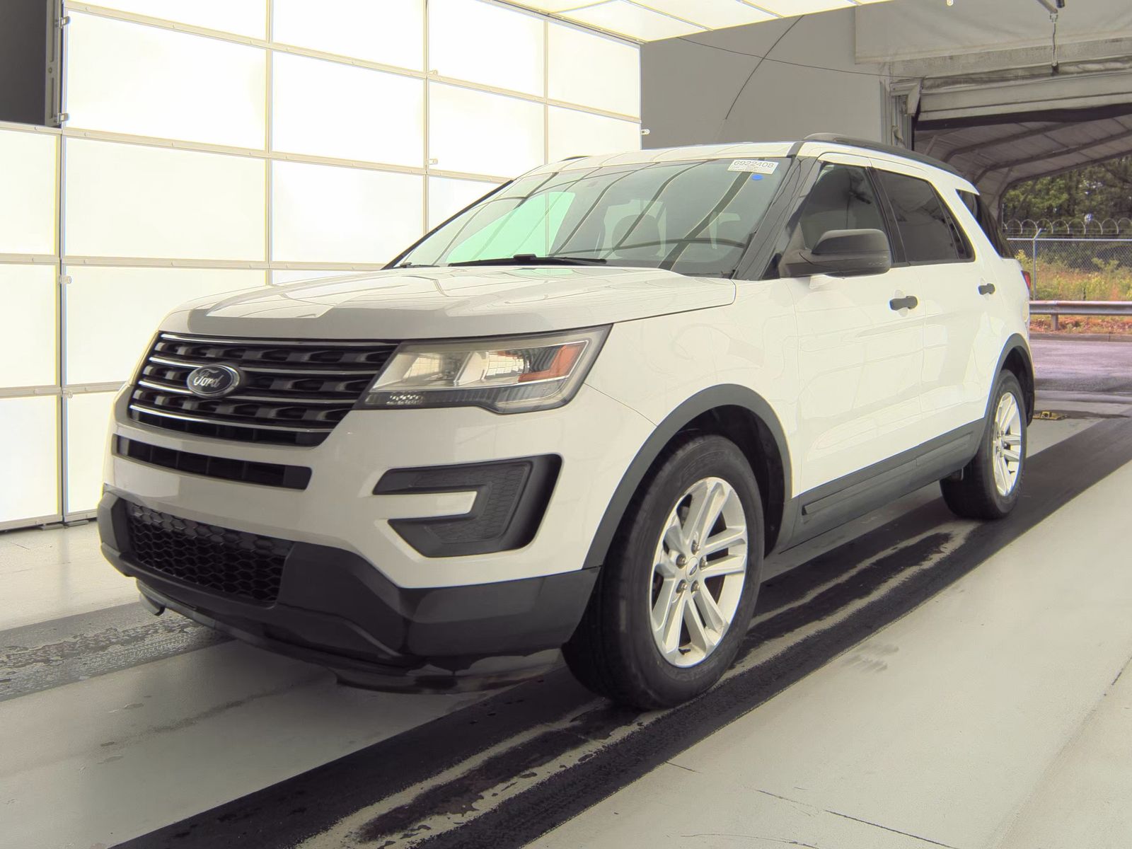 FORD EXPLORER - 1