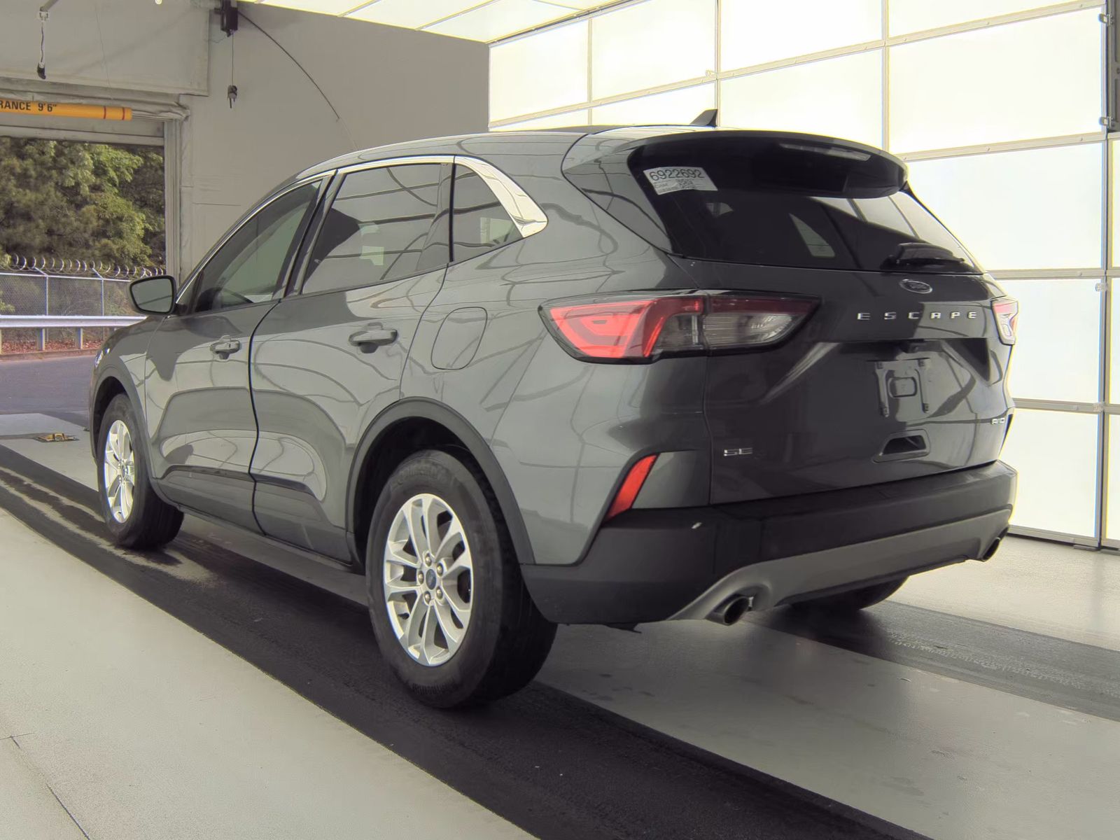 FORD ESCAPE - 9