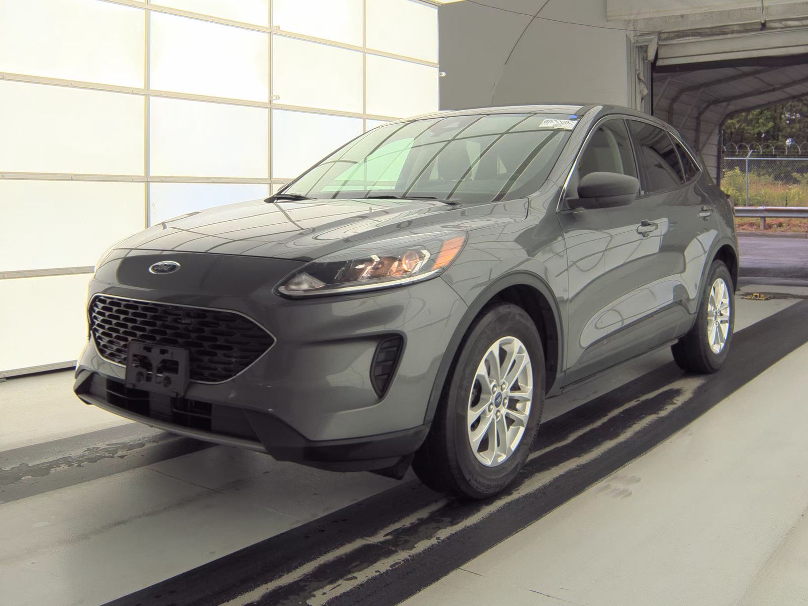 FORD ESCAPE - 1