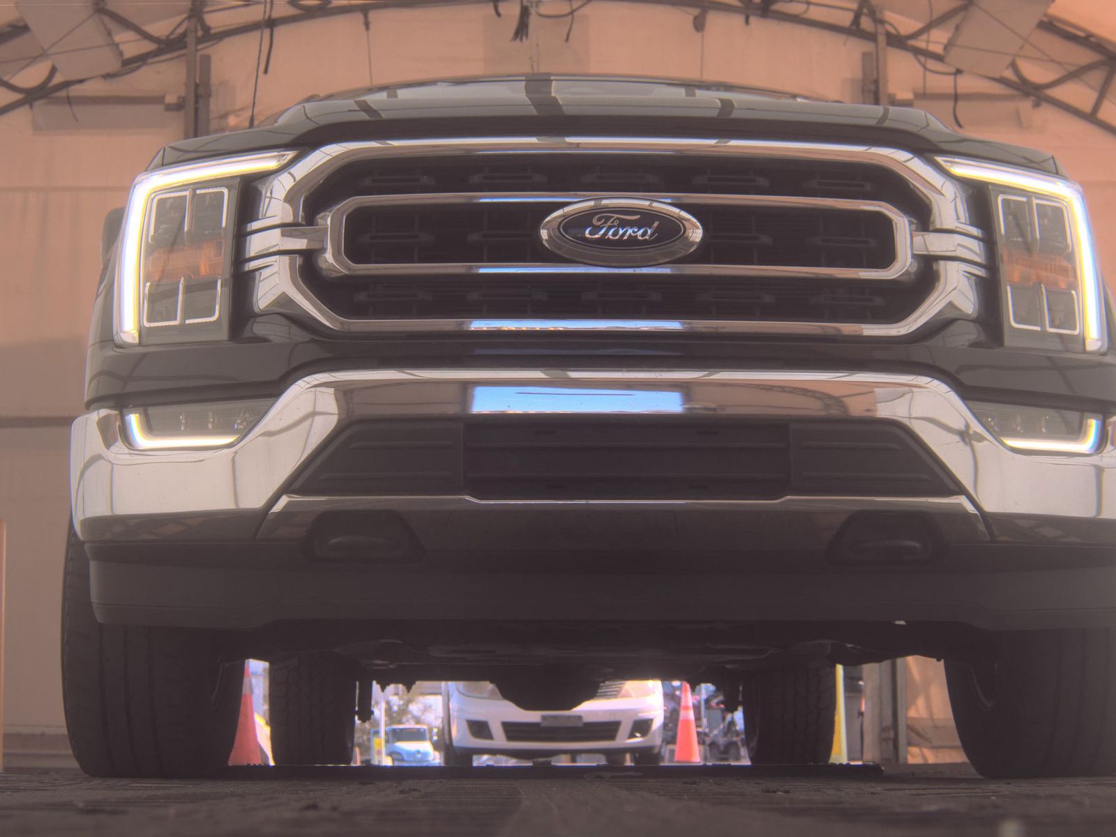 FORD F-150 - 4