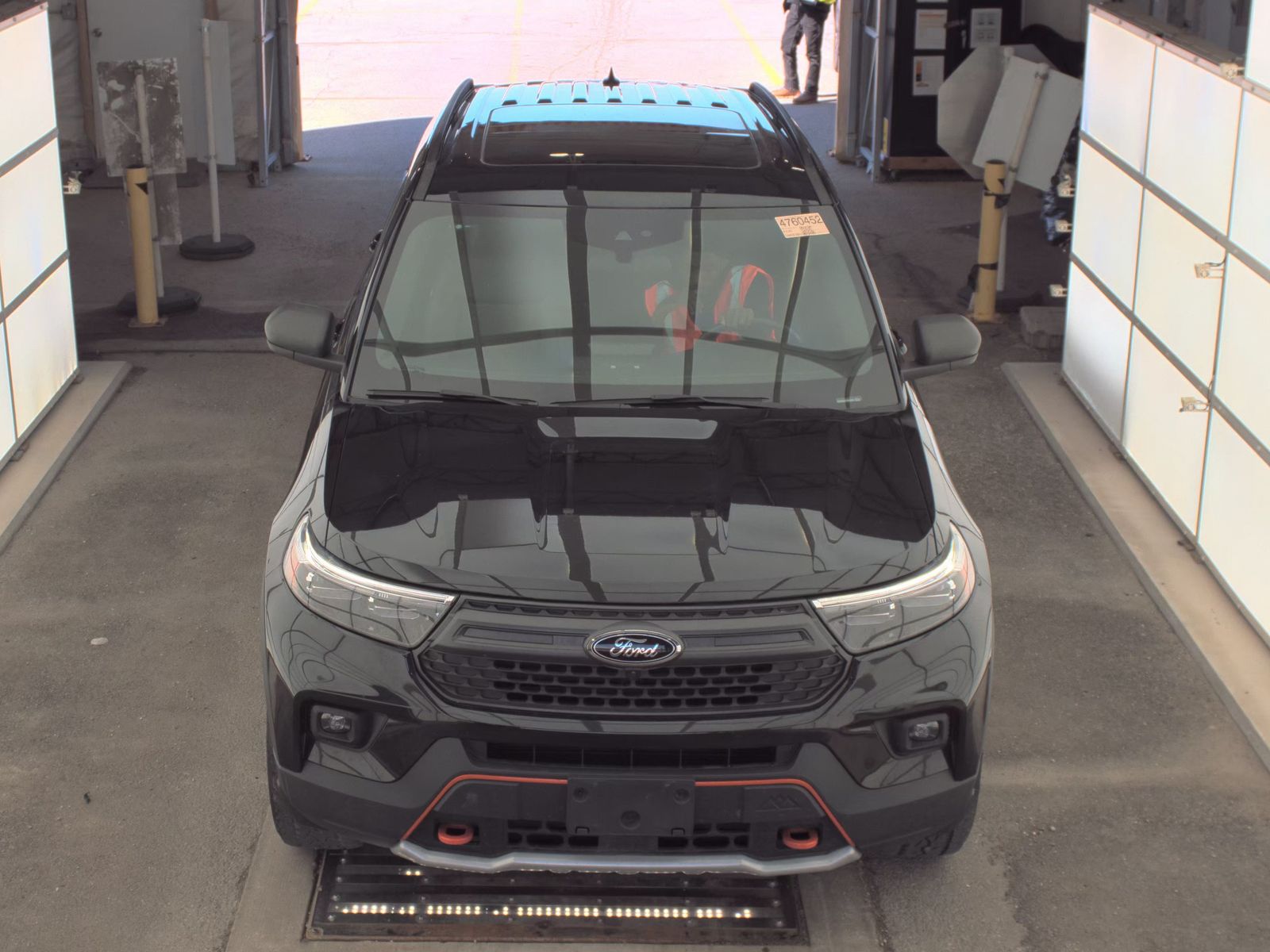 FORD EXPLORER - 3