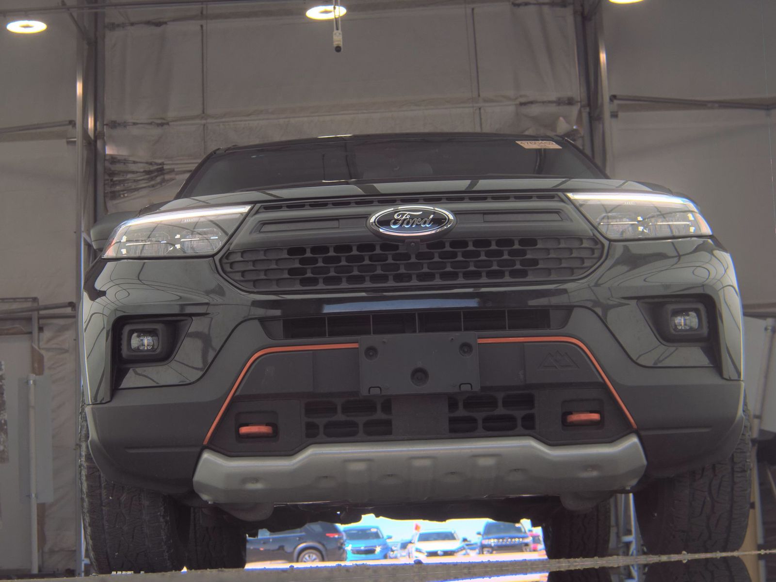 FORD EXPLORER - 4
