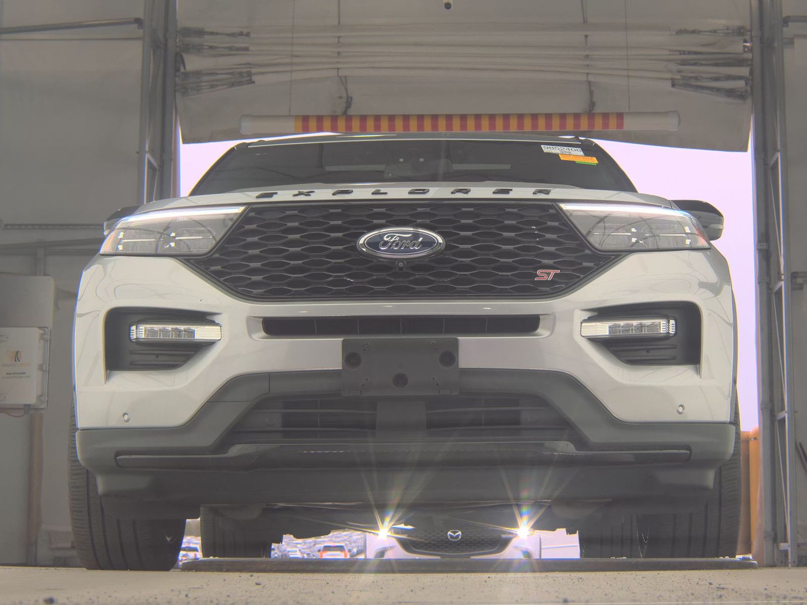 FORD EXPLORER - 4