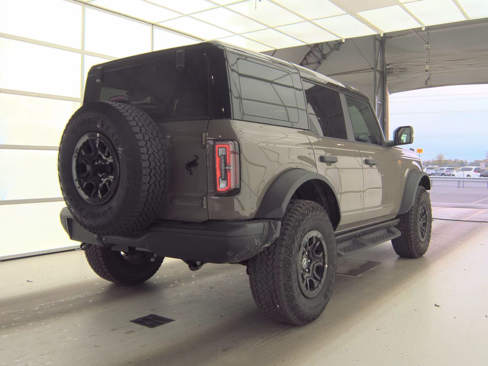 FORD BRONCO - 6