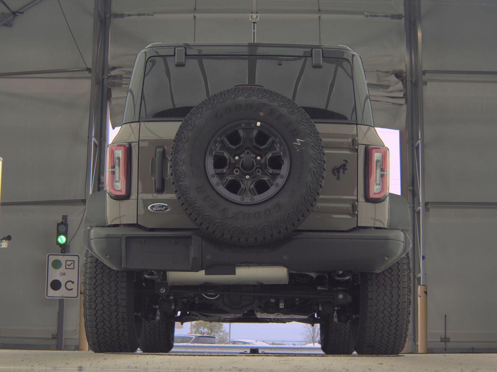 FORD BRONCO - 8