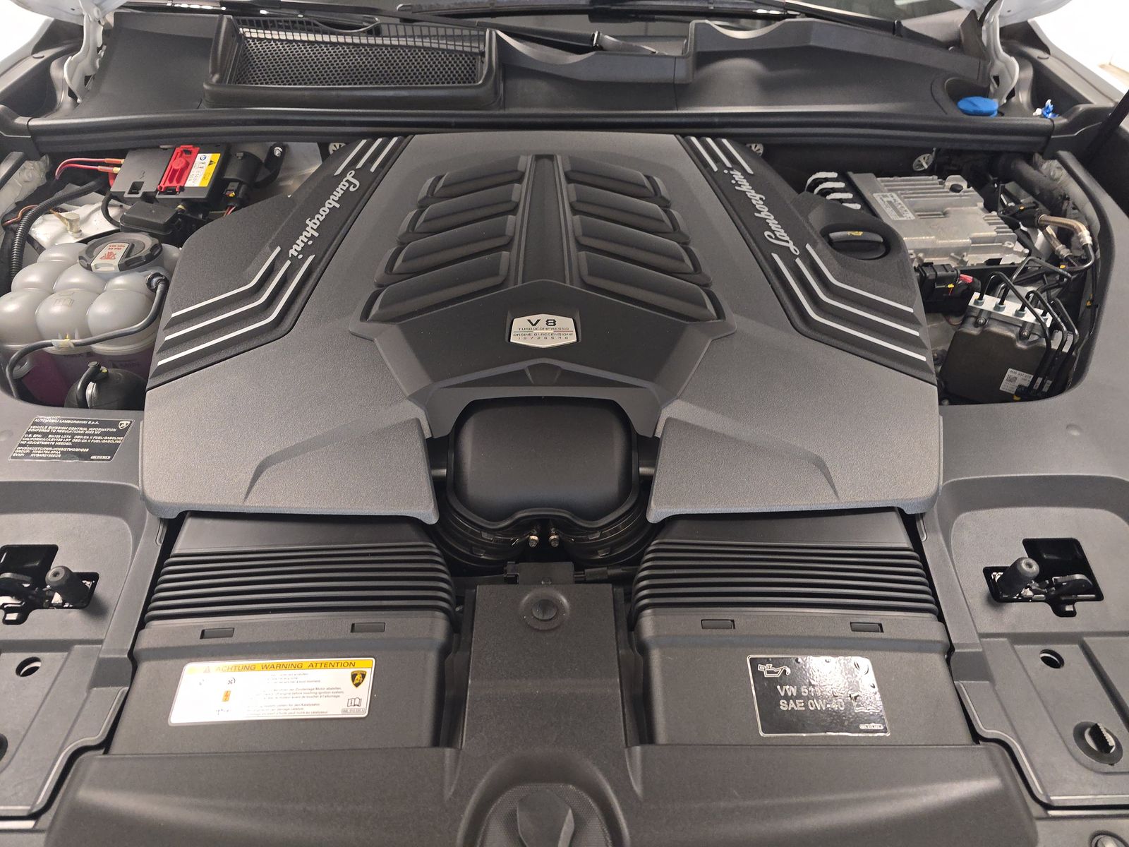 2022 Lamborghini Urus Base AWD