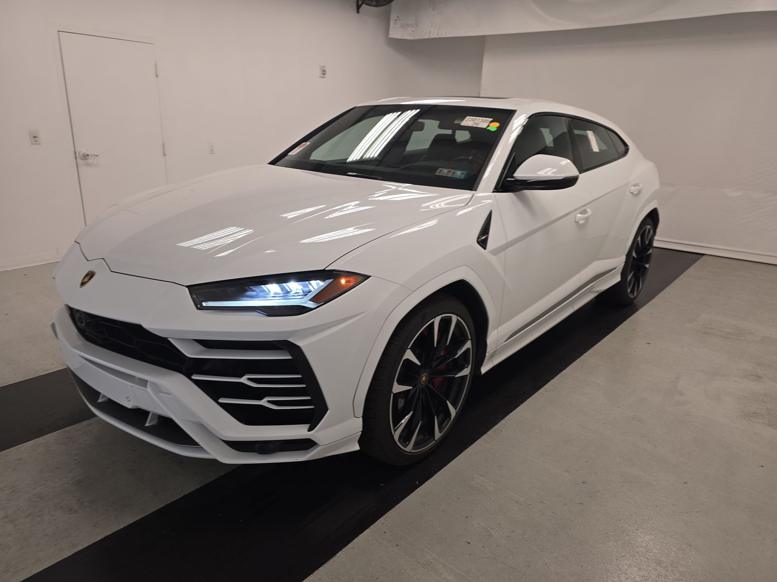 2022 Lamborghini Urus Base AWD