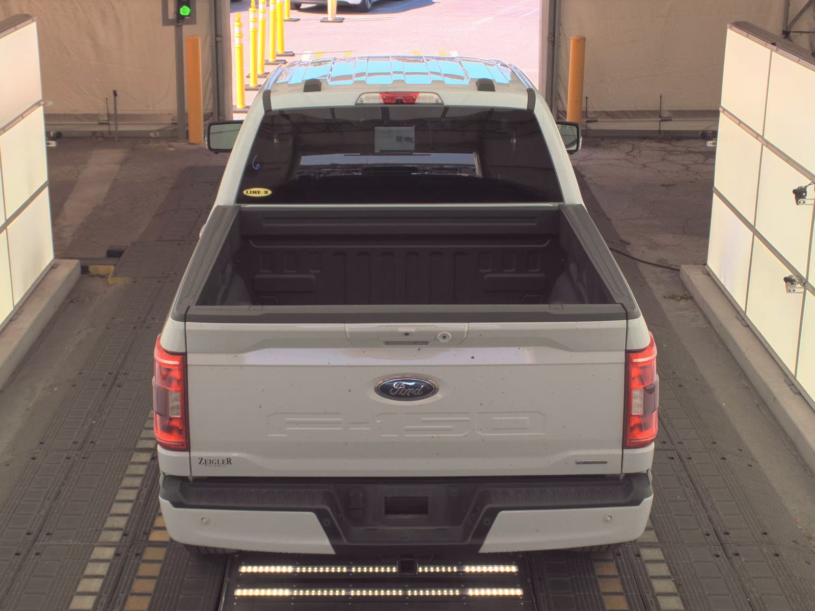 FORD F-150 - 7