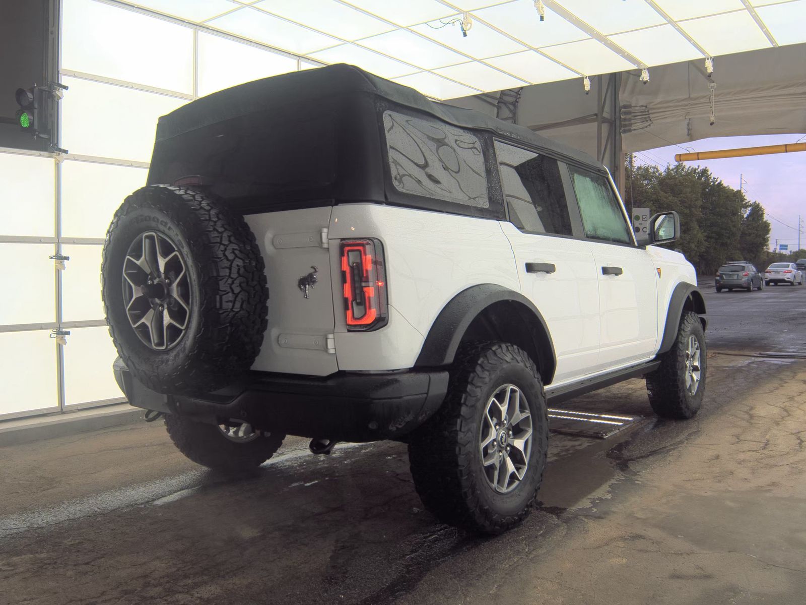 FORD BRONCO - 6