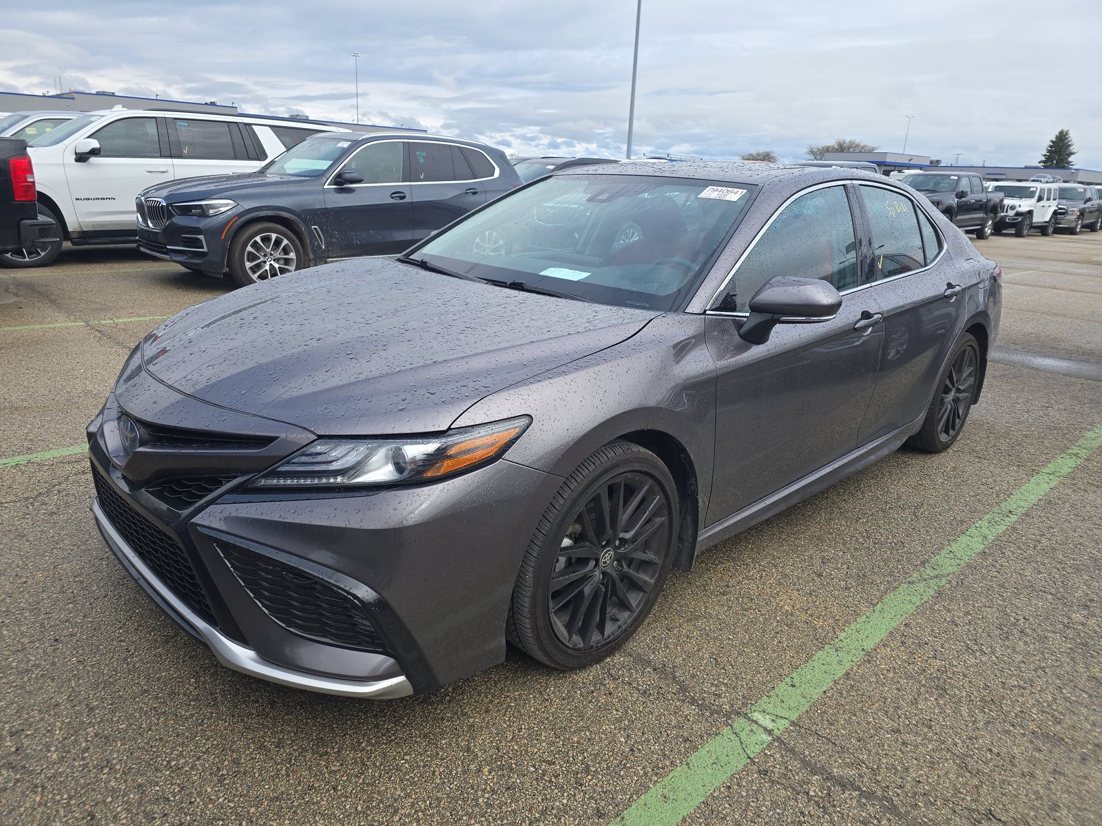 TOYOTA CAMRY - 1