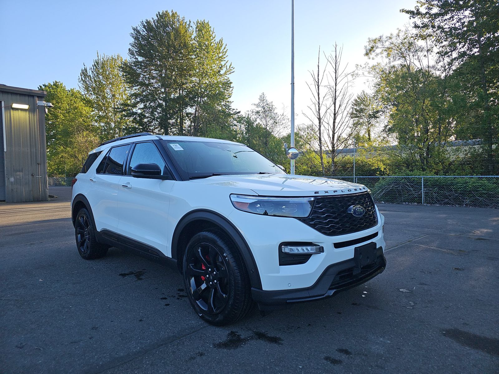 FORD EXPLORER - 4