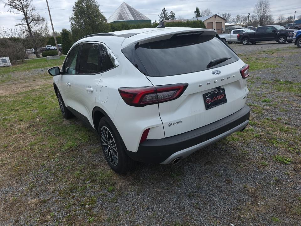 FORD ESCAPE - 7