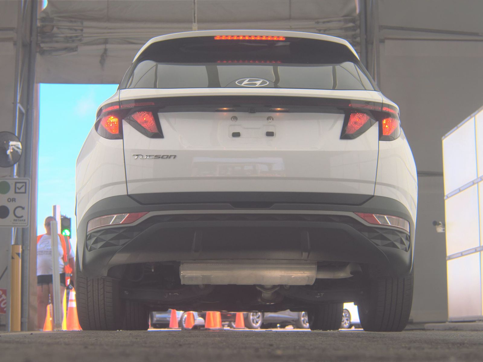 HYUNDAI TUCSON - 8