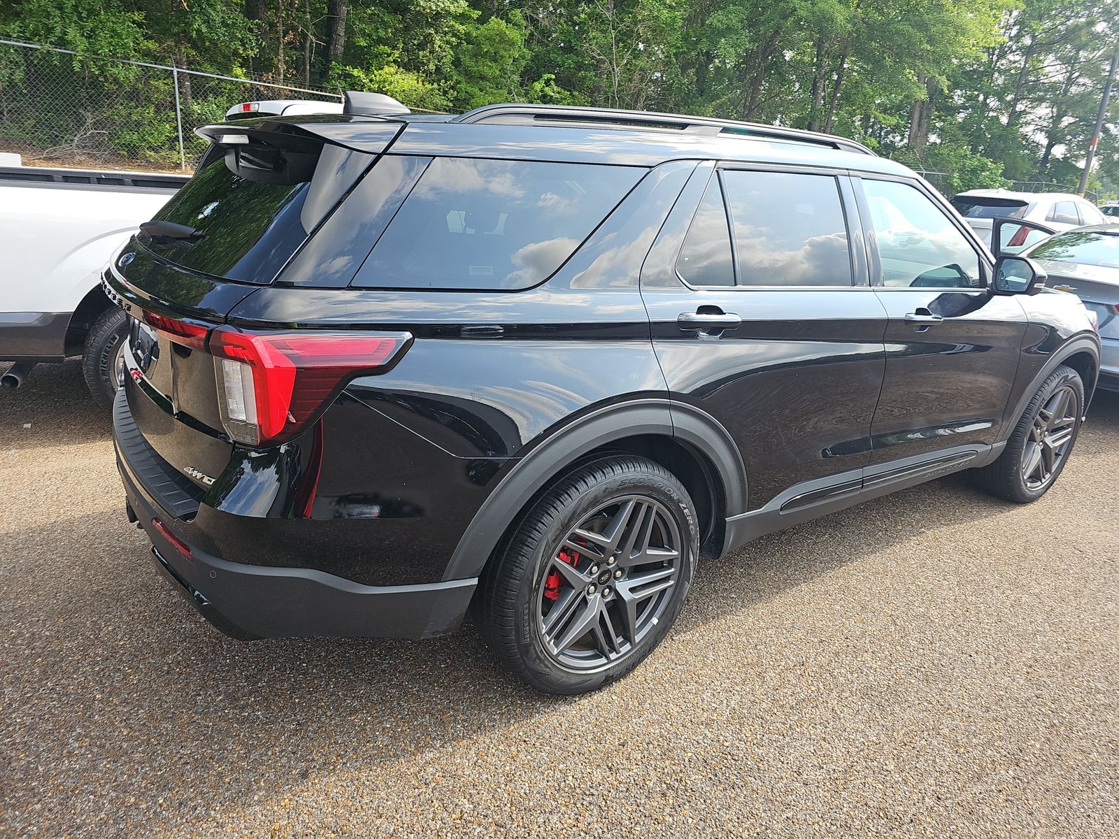 FORD EXPLORER - 5