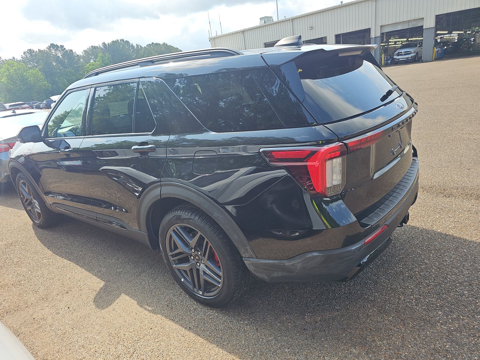 FORD EXPLORER - 7