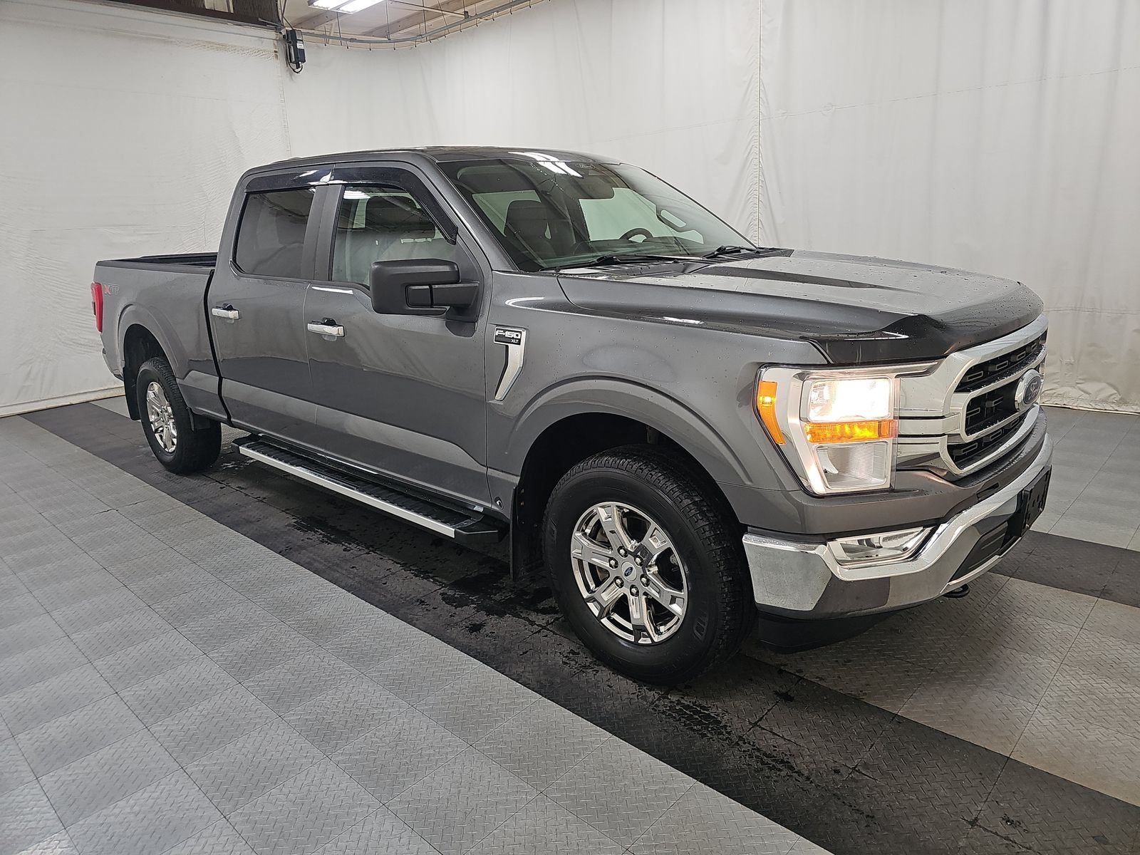 FORD F-150 - 4