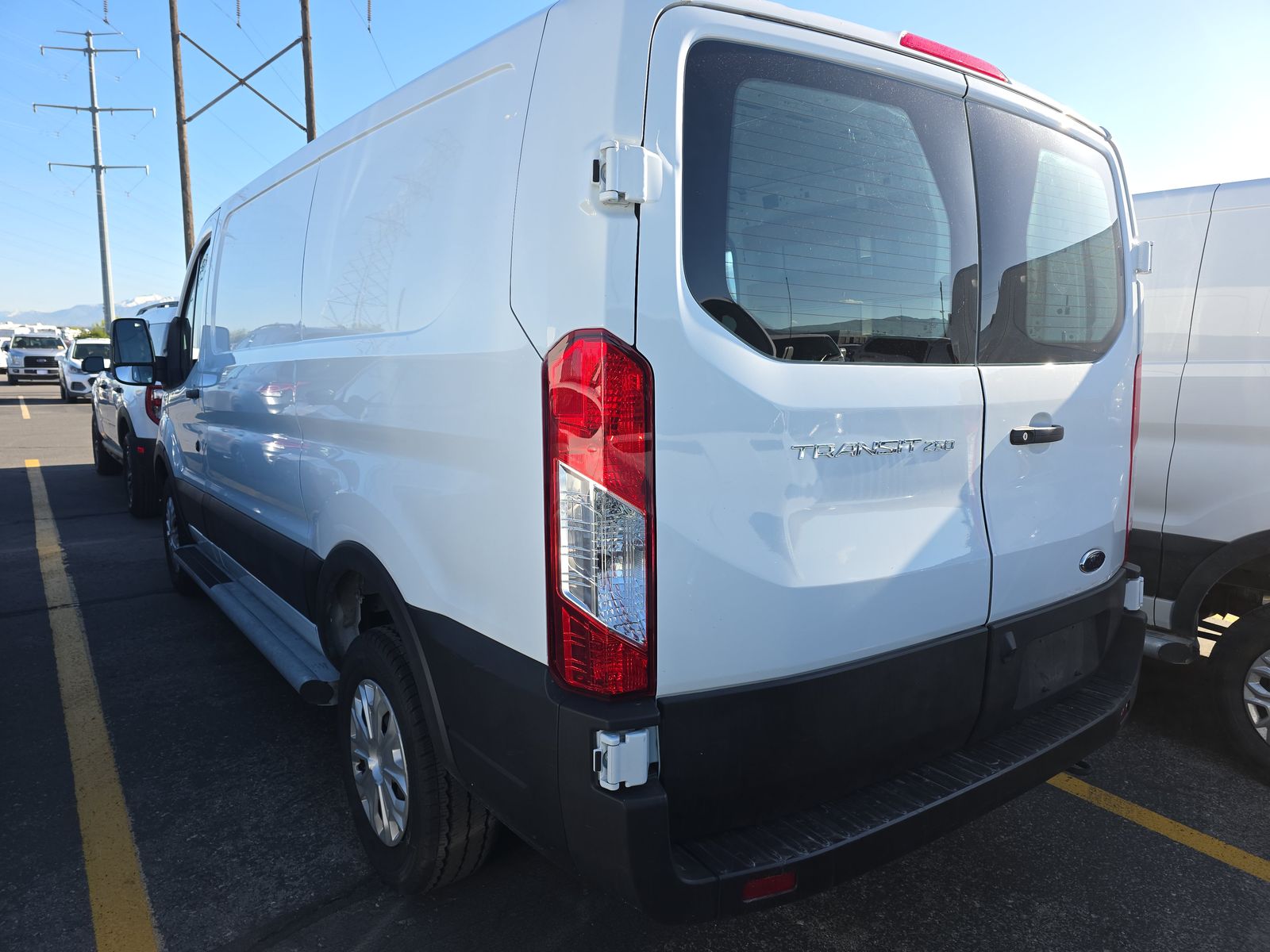 FORD TRANSIT 250 - 7