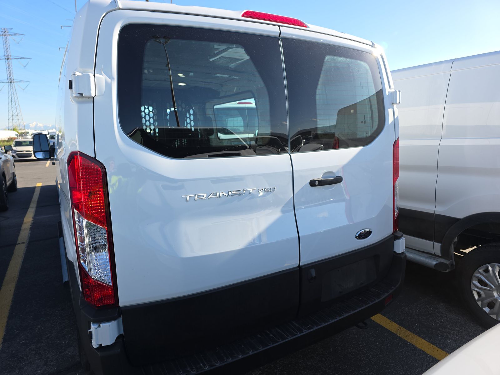 FORD TRANSIT 250 - 6