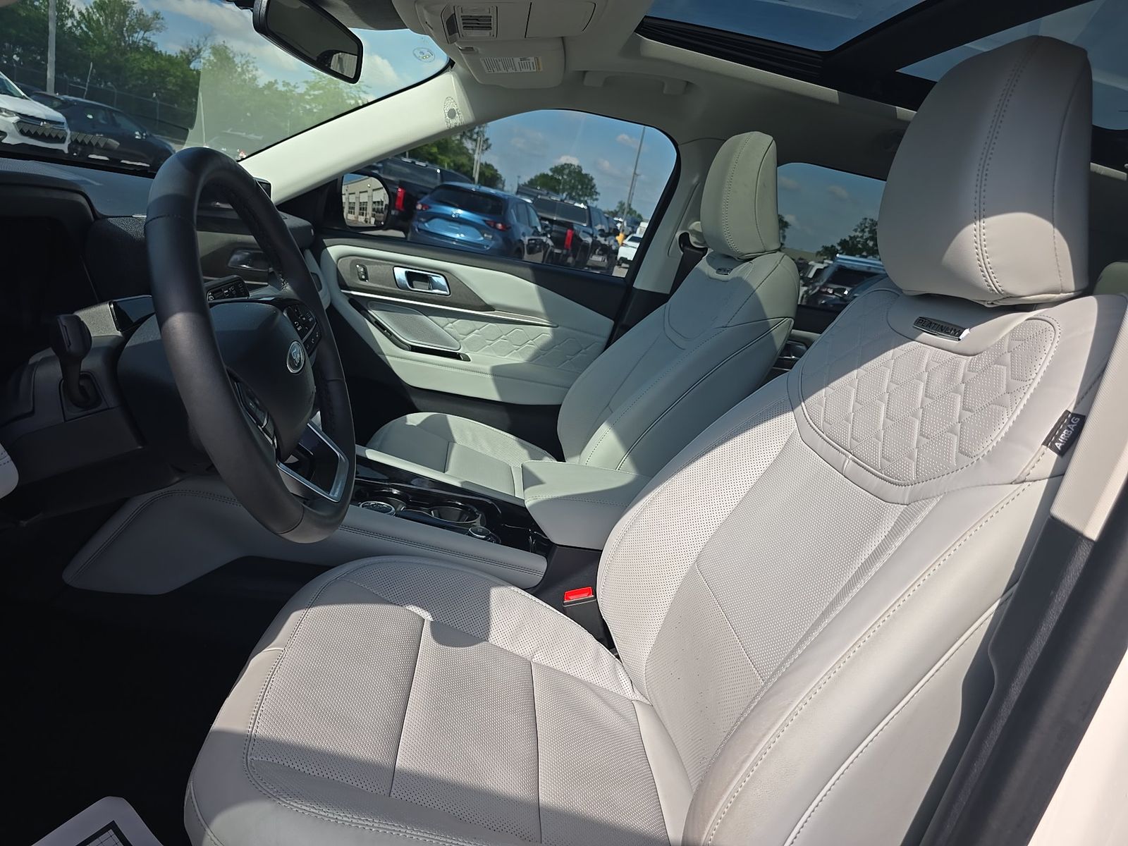 FORD EXPLORER - 8