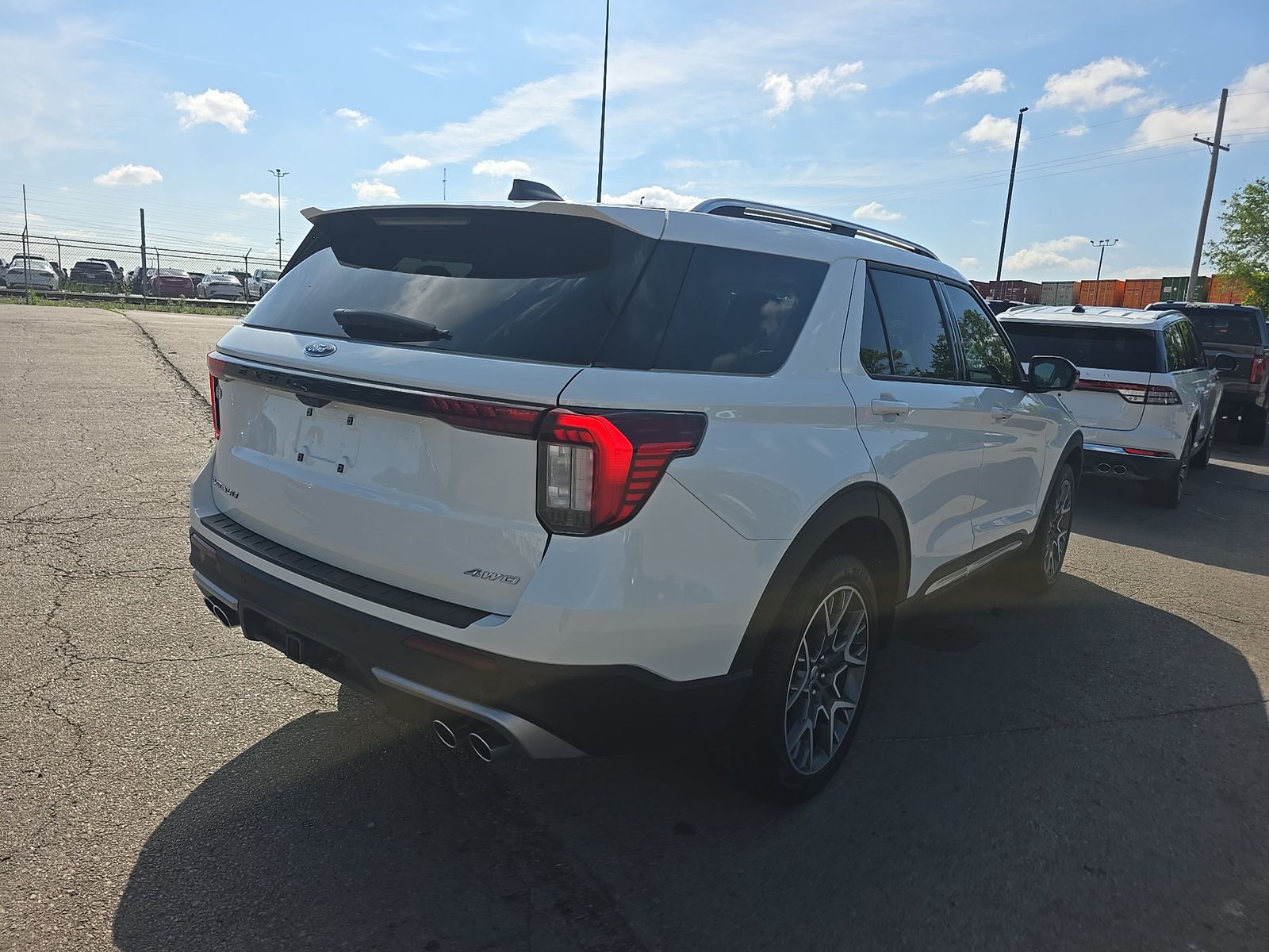 FORD EXPLORER - 5