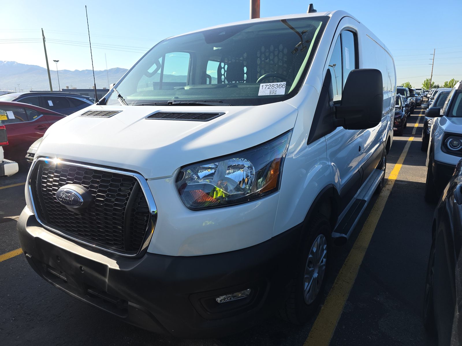 FORD TRANSIT 250 - 1