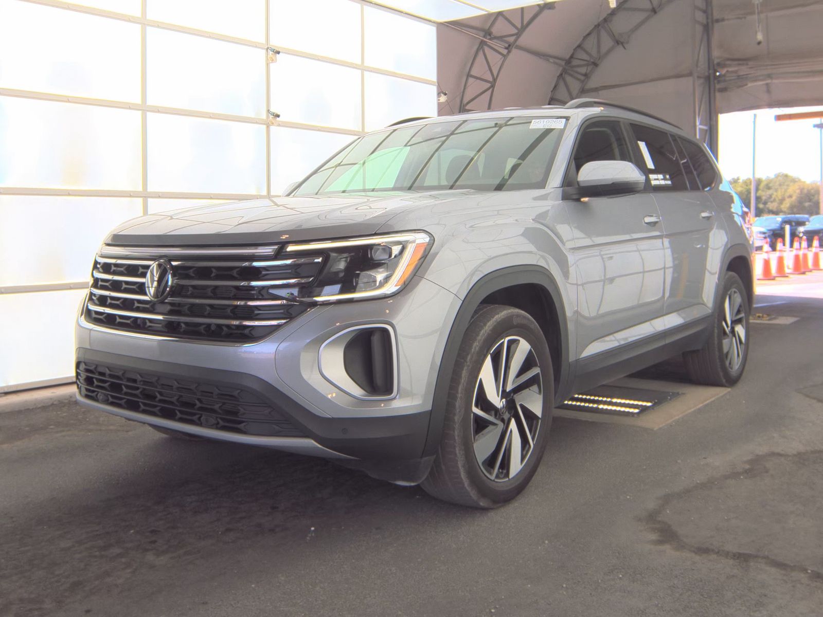2025 Volkswagen Atlas 2.0T SE AWD