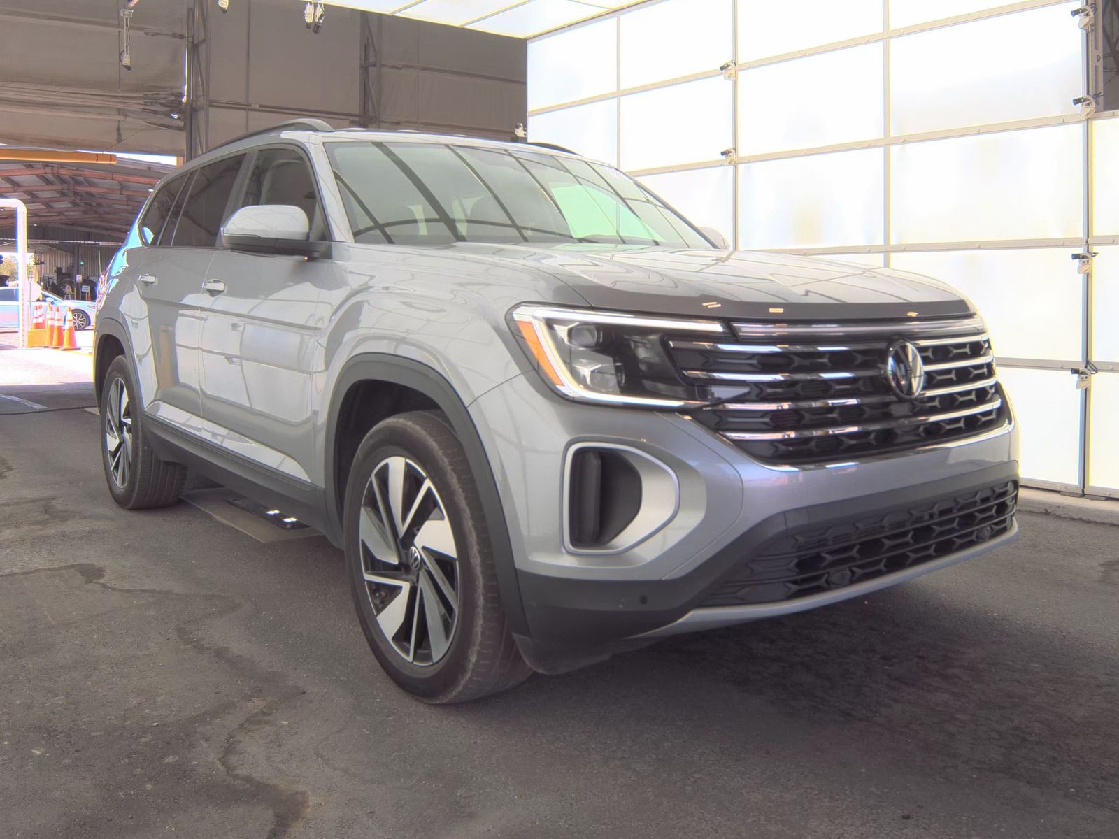 2025 Volkswagen Atlas 2.0T SE AWD