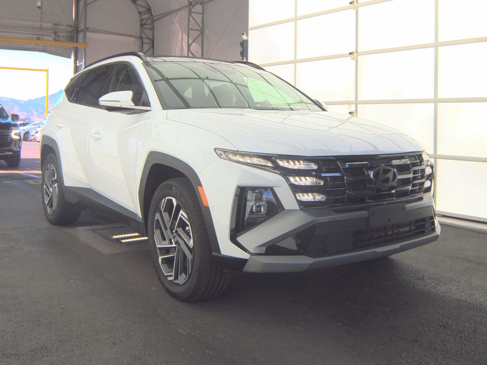 HYUNDAI TUCSON - 5