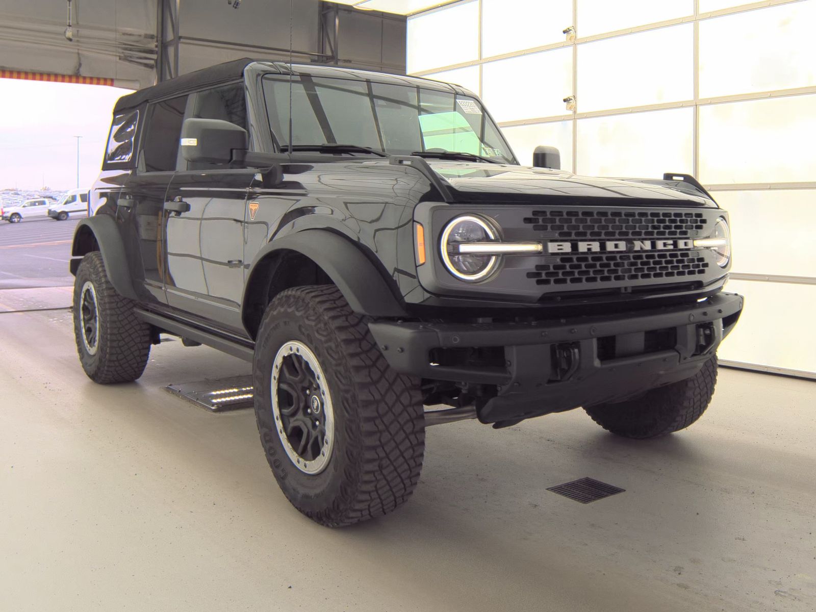 FORD BRONCO - 5