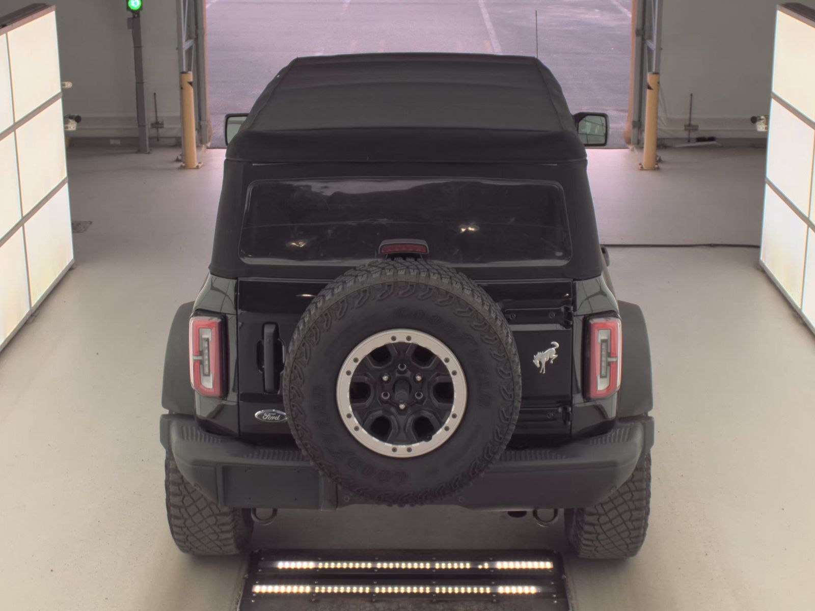 FORD BRONCO - 7