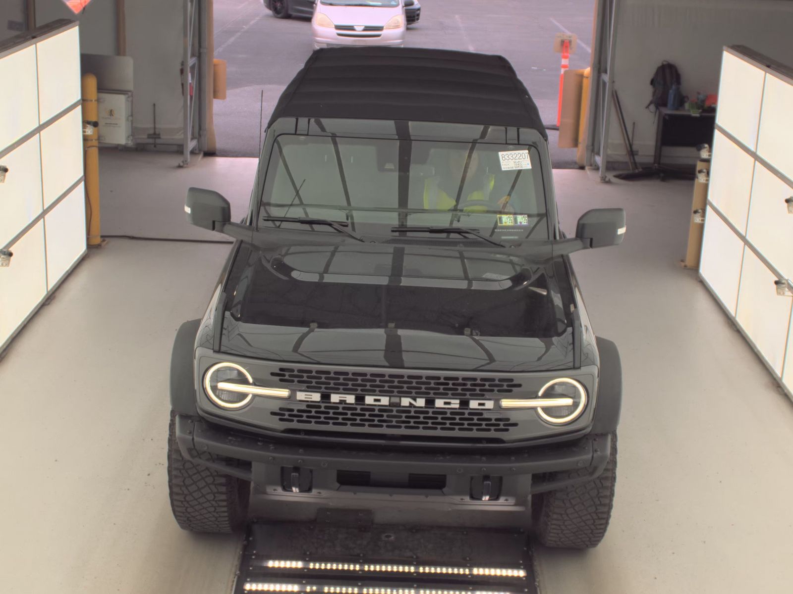 FORD BRONCO - 3