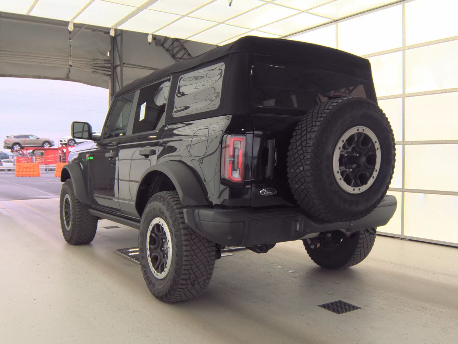FORD BRONCO - 9
