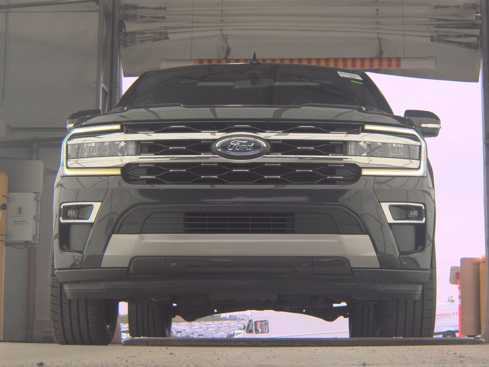 FORD EXPEDITION - 4