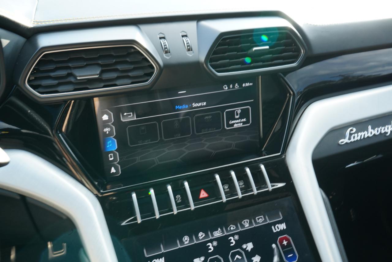 2020 Lamborghini Urus Base AWD