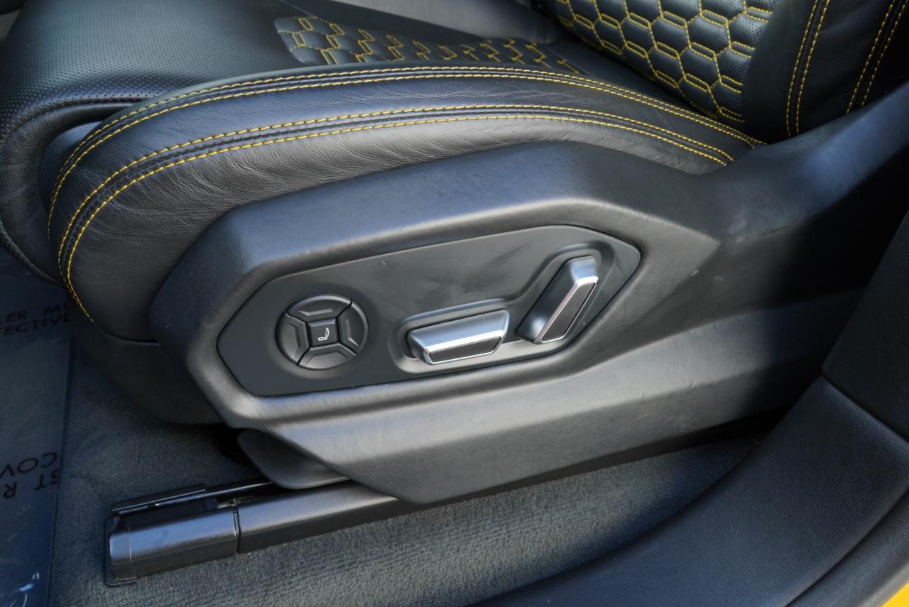 2020 Lamborghini Urus Base AWD