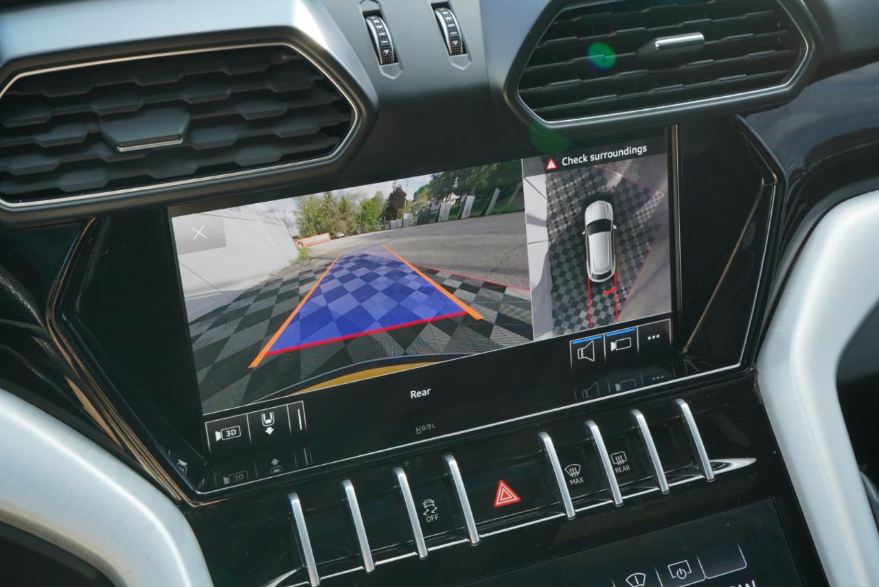 2020 Lamborghini Urus Base AWD