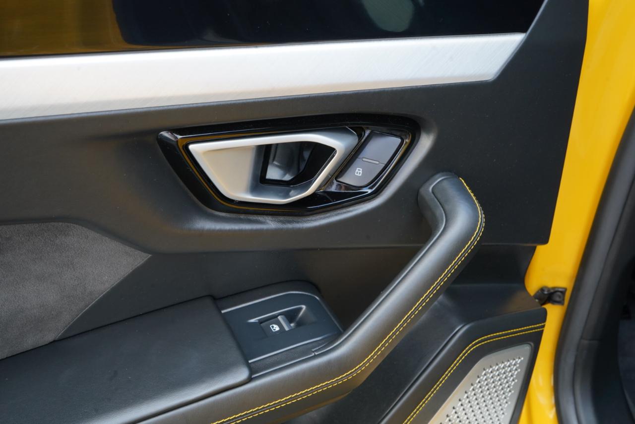 2020 Lamborghini Urus Base AWD