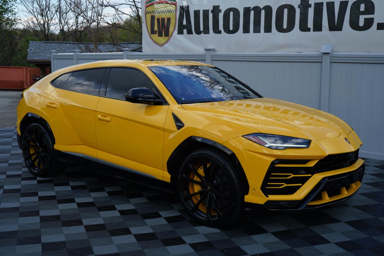 2020 Lamborghini Urus Base AWD
